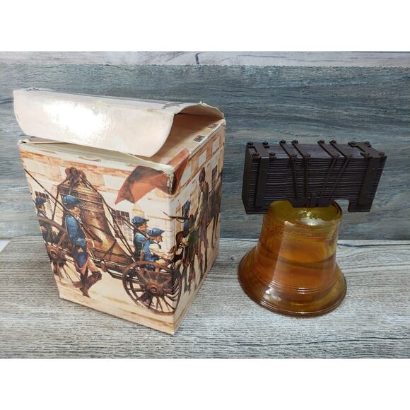 Avon Liberty Bell Decanter Oland Scent After Shave 5oz Vintage - Picture 1 of 10